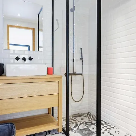 L' Annexe Du Cosmopolitain Apartman
